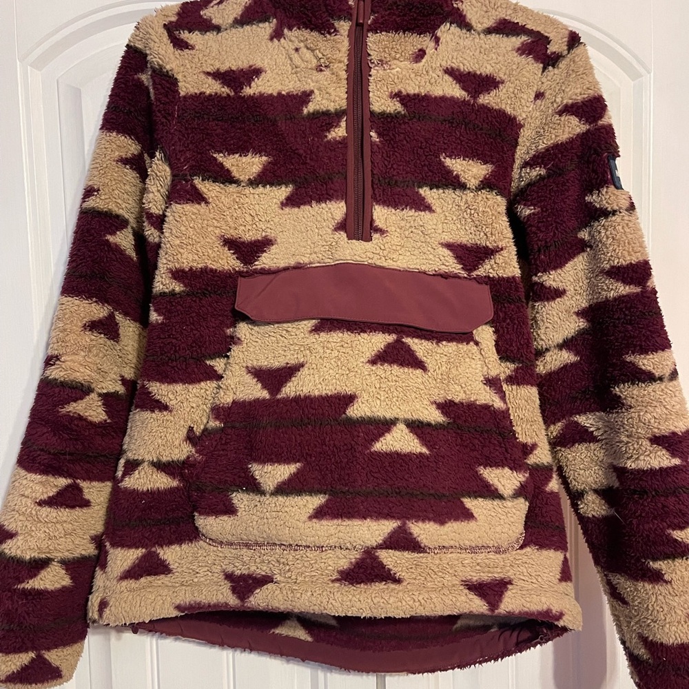 Small Aztec Print North Face Women’s Hooded Fleece Pullover